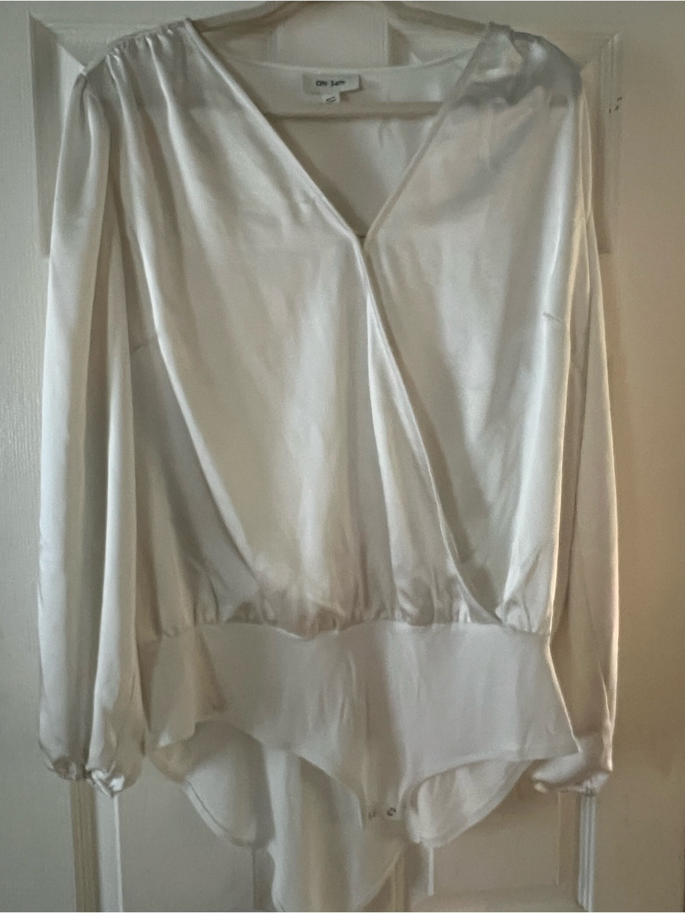 ON/??? White Satin Surplice Long-Sleeve Bodysuit - Picture 3 of 3